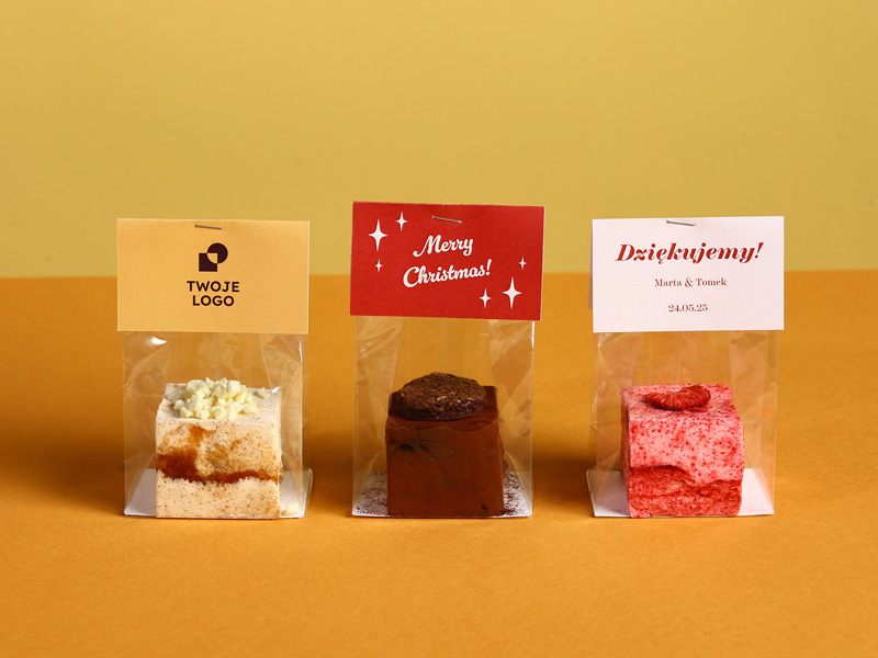 Zdjęcie personalizowanych pianek w trzech wersjach: na święta, na wesele i z logo twojej firmy
